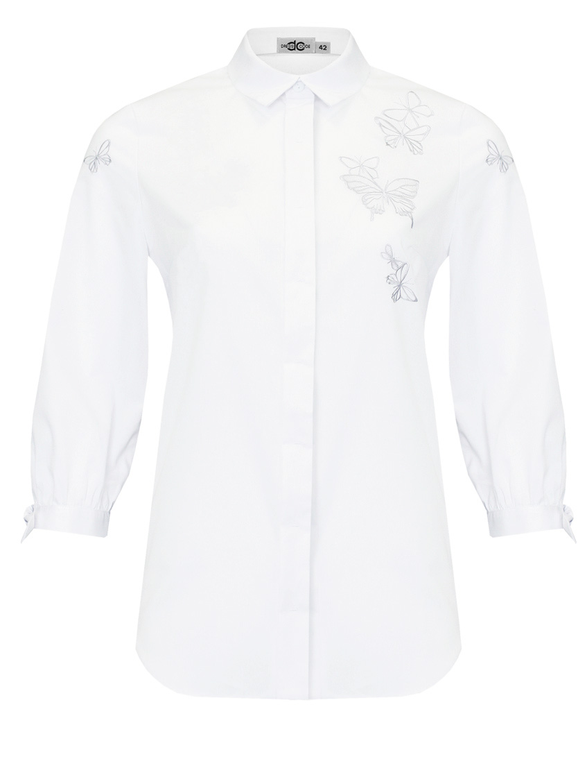 Блузка с вышивкой " Нежные бабочки "