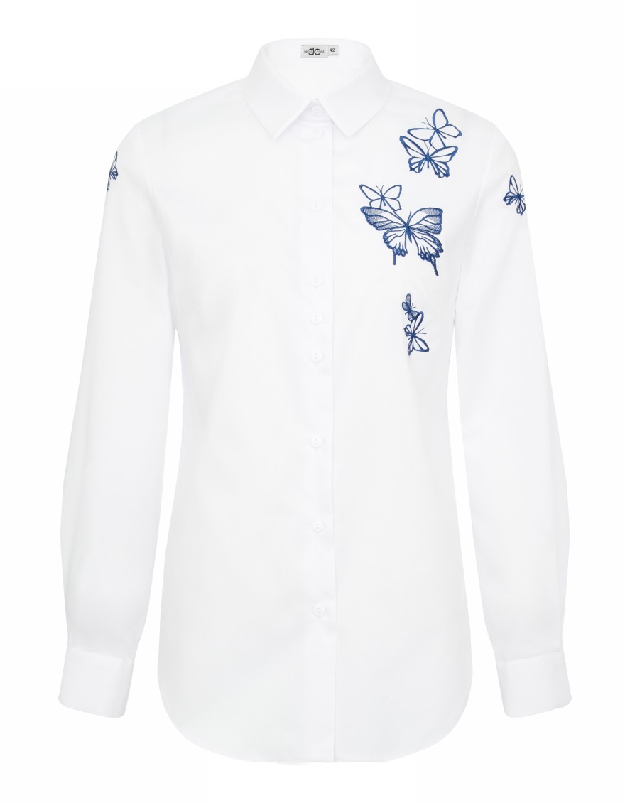 Блузка с вышивкой " Бабочки "