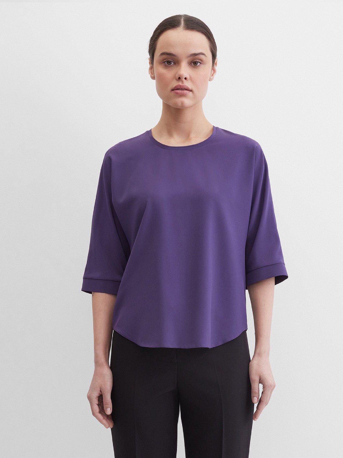 Блузка свободная с цельнокроеными рукавами