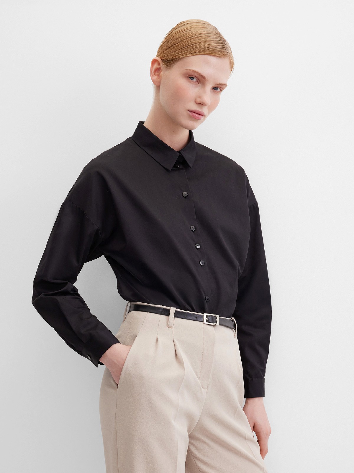 Блузка хлопковая со спущенными рукавами