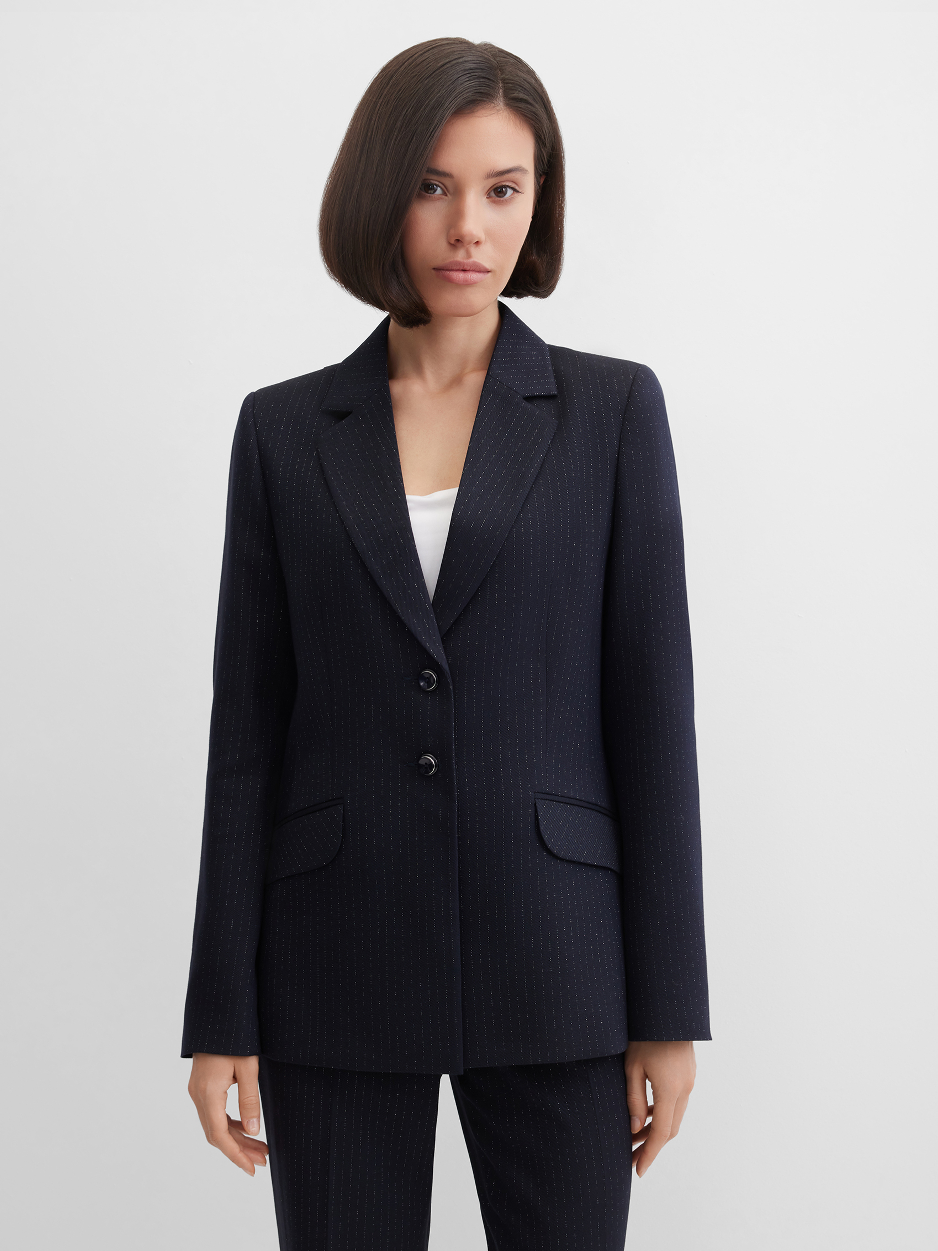 Пиджак классический в мерцающую полоску