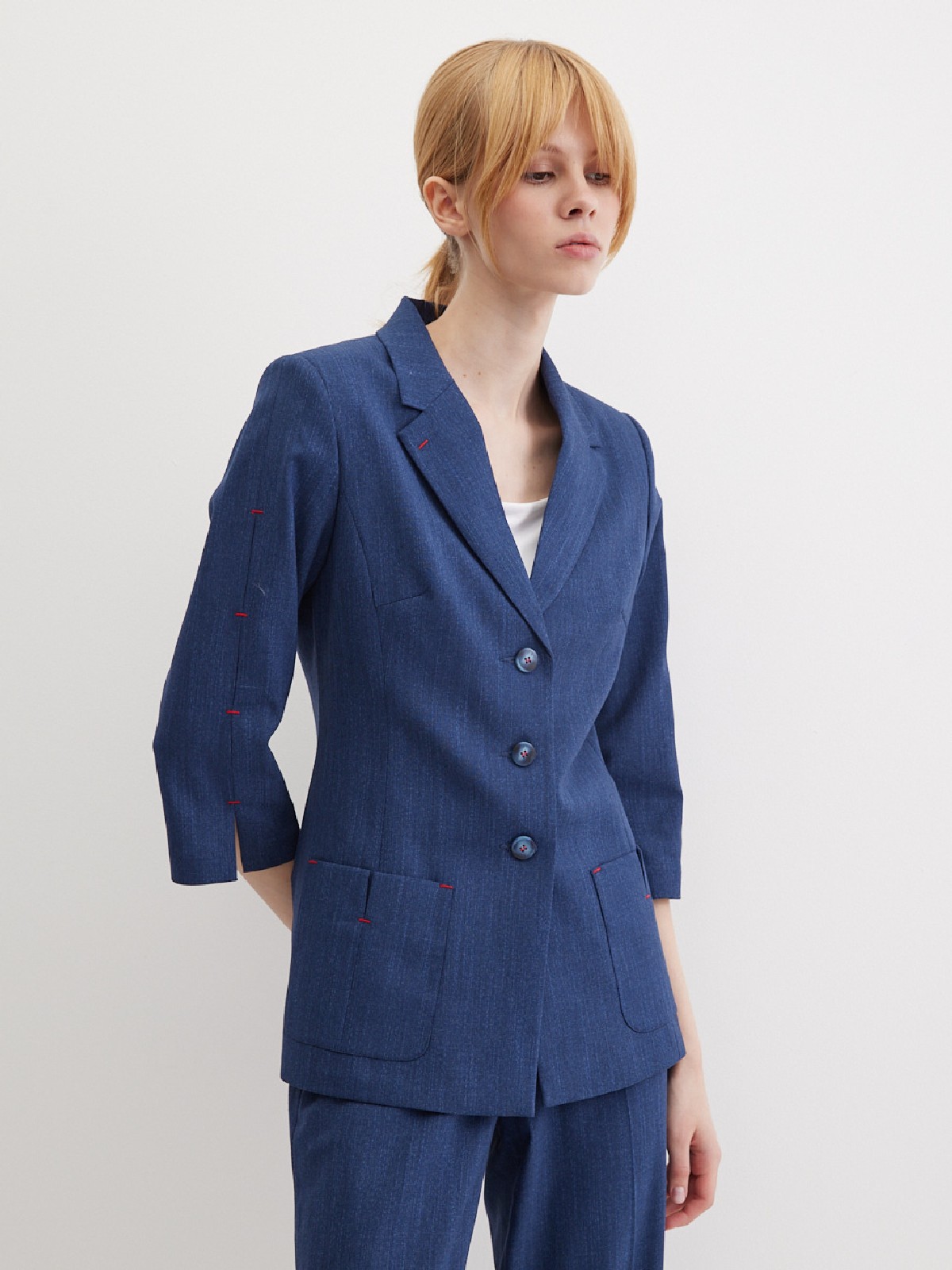 Пиджак облегченный с декоративными элементами